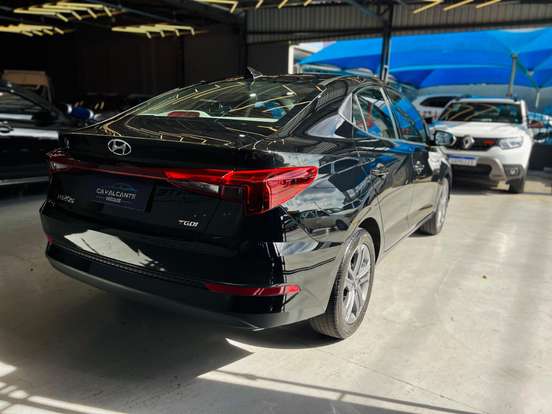 HYUNDAI-HB20S-2023
