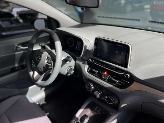 HYUNDAI-HB20S-2023