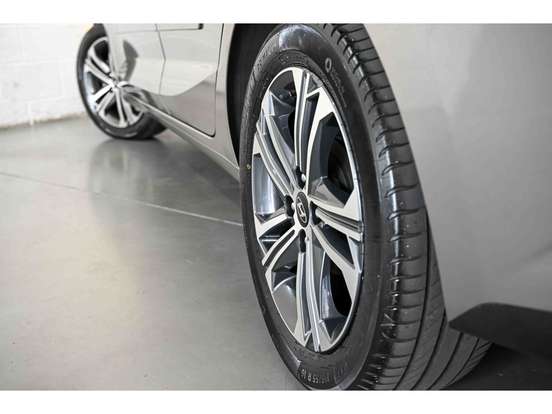 HYUNDAI-HB20S-2023
