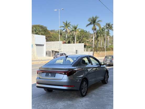 HYUNDAI-HB20S-2024
