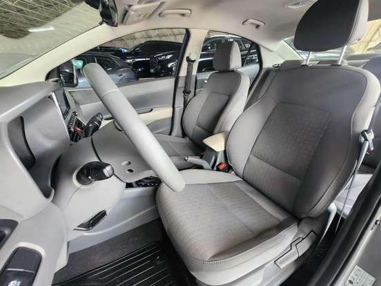 HYUNDAI-HB20S-2023