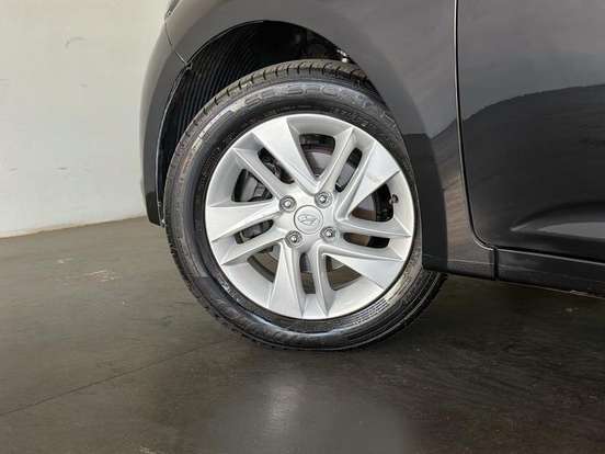 HYUNDAI-HB20S-1.6 COMFORT STYLE 16V FLEX 4P AUTOMÁTICO HYUNDAI-HB20S-2013