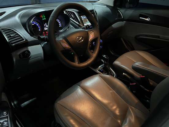 HYUNDAI-HB20S-2016