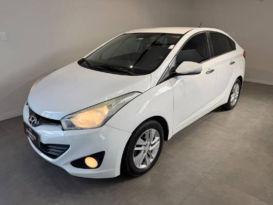 HYUNDAI HB20S 1.6 PREMIUM 16V FLEX 4P AUTOMÁTICO