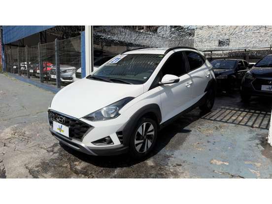 HYUNDAI-HB20X-2020