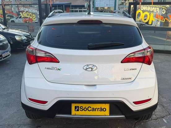 HYUNDAI-HB20X-1.6 16V PREMIUM FLEX 4P AUTOMÁTICO HYUNDAI-HB20X-2013