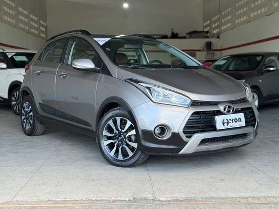 HYUNDAI-HB20X-2018