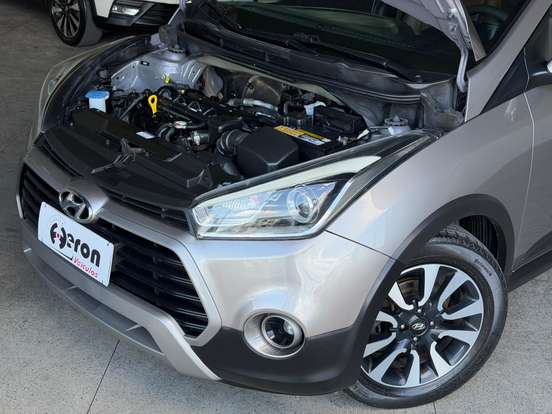 HYUNDAI-HB20X-2018