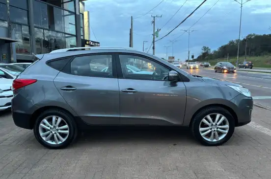 HYUNDAI-IX35-2014