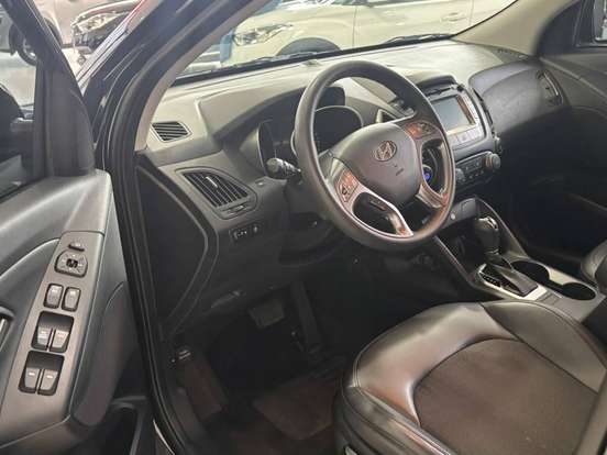 HYUNDAI-IX35-2.0 MPFI GL 16V FLEX 4P AUTOMÁTICO HYUNDAI-IX35-2017