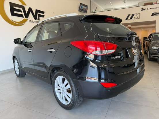 HYUNDAI-IX35-2.0 MPFI GLS 4X2 16V GASOLINA 4P AUTOMÁTICO HYUNDAI-IX35-2011