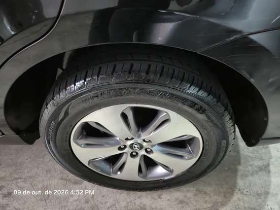HYUNDAI-SANTA FÉ-2.4 MPI 2WD 16V GASOLINA 4P AUTOMÁTICO HYUNDAI-SANTA FÉ-2011