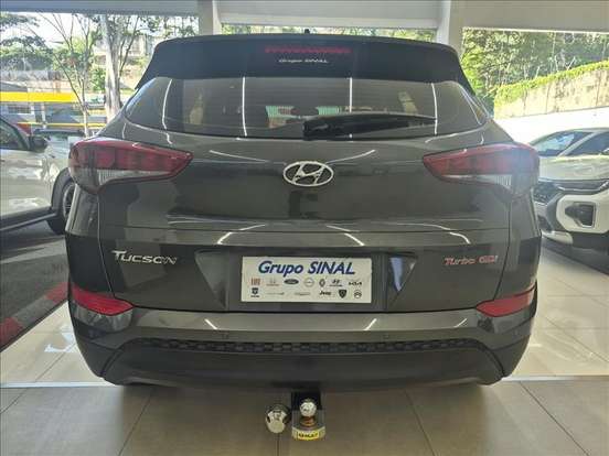 HYUNDAI-TUCSON-2021