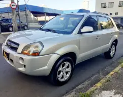HYUNDAI TUCSON 2.0 MPFI GLS 16V 143CV 2WD FLEX 4P AUTOMÁTICO HYUNDAI TUCSON 2.0 MPFI GLS 16V 143CV 2WD FLEX 4P AUTOMÁTICO