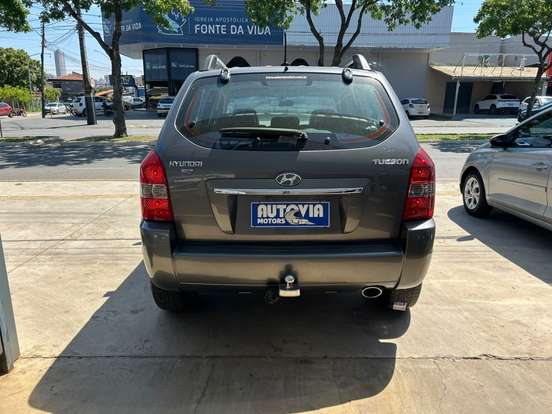 HYUNDAI-TUCSON-2.0 MPFI GLS 16V 143CV 2WD FLEX 4P AUTOMÁTICO HYUNDAI-TUCSON-2014