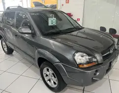 HYUNDAI TUCSON 2.0 MPFI GLS 16V 143CV 2WD FLEX 4P AUTOMÁTICO HYUNDAI TUCSON 2.0 MPFI GLS 16V 143CV 2WD FLEX 4P AUTOMÁTICO