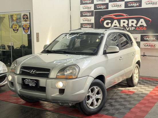 HYUNDAI-TUCSON-2012