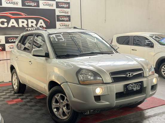 HYUNDAI-TUCSON-2.0 MPFI GLS 16V 143CV 2WD GASOLINA 4P AUTOMÁTICO HYUNDAI-TUCSON-2012