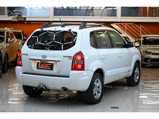 HYUNDAI-TUCSON-2.0 MPFI GLS BASE 16V 143CV 2WD FLEX 4P AUTOMÁTICO HYUNDAI-TUCSON-2015