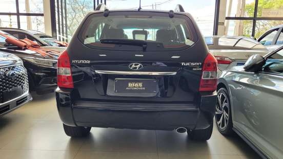 HYUNDAI-TUCSON-2.0 MPFI GLS TOP 16V 143CV 2WD FLEX 4P AUTOMÁTICO HYUNDAI-TUCSON-2015