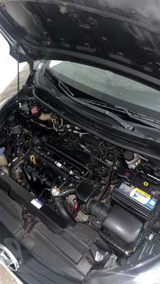 HYUNDAI-HB20-2014