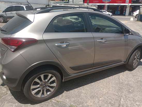 HYUNDAI-HB20-1.6 PREMIUM 16V FLEX 4P AUTOMÁTICO HYUNDAI-HB20-2017