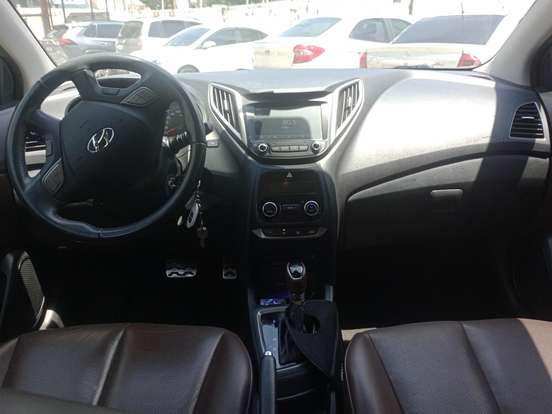 HYUNDAI-HB20-1.6 PREMIUM 16V FLEX 4P AUTOMÁTICO HYUNDAI-HB20-2017