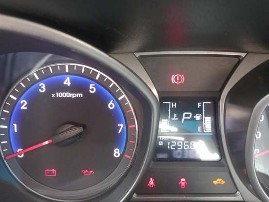 HYUNDAI-HB20-1.6 PREMIUM 16V FLEX 4P AUTOMÁTICO HYUNDAI-HB20-2017