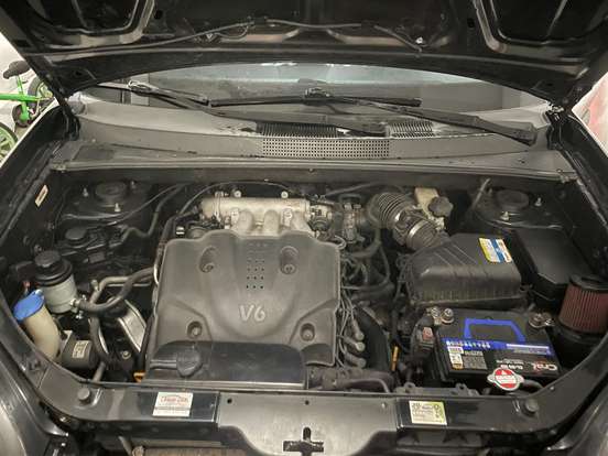 HYUNDAI-TUCSON-2008