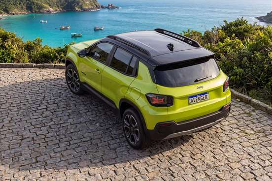 JEEP-AVENGER-2026