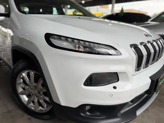 JEEP-CHEROKEE-3.2 LIMITED 4X4 V6 24V GASOLINA 4P AUTOMÁTICO JEEP-CHEROKEE-2015