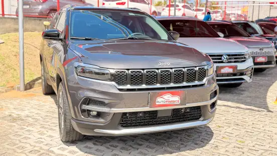 JEEP-COMMANDER-2023