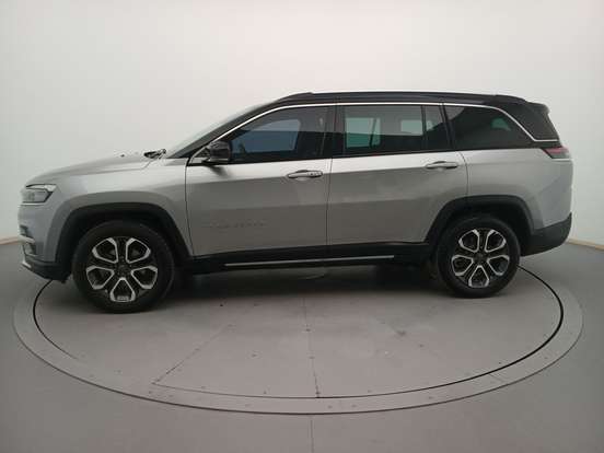 JEEP-COMMANDER-2024