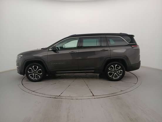 JEEP-COMMANDER-2024