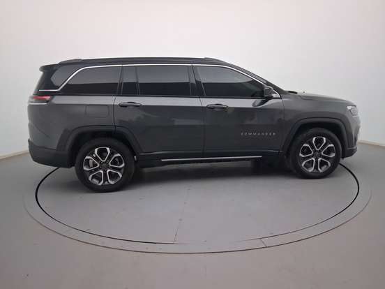 JEEP-COMMANDER-2025
