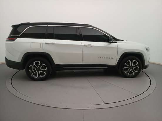 JEEP-COMMANDER-1.3 T270 TURBO FLEX LIMITED AT6 JEEP-COMMANDER-2024