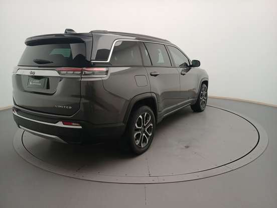 JEEP-COMMANDER-2023
