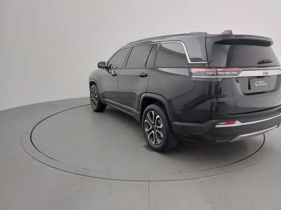 JEEP-COMMANDER-2024