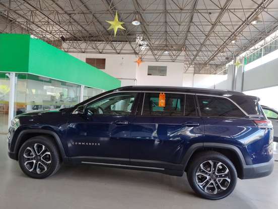 JEEP-COMMANDER-2024