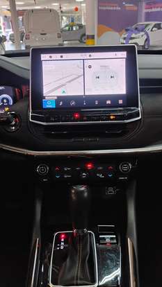 JEEP-COMMANDER-2024