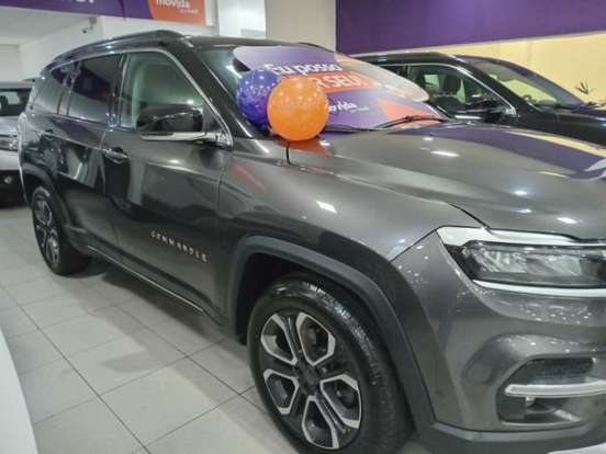 JEEP-COMMANDER-2023