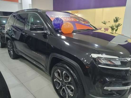 JEEP-COMMANDER-2025