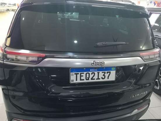 JEEP-COMMANDER-2025