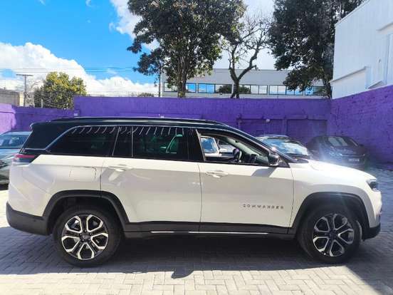 JEEP-COMMANDER-2023