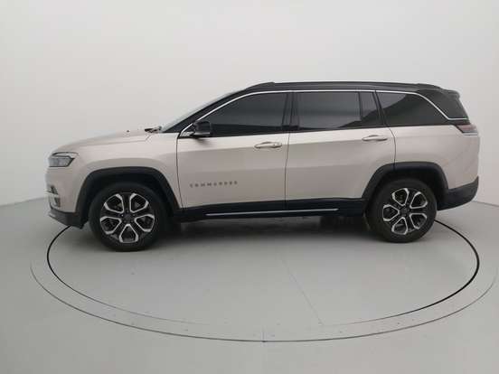JEEP-COMMANDER-2024