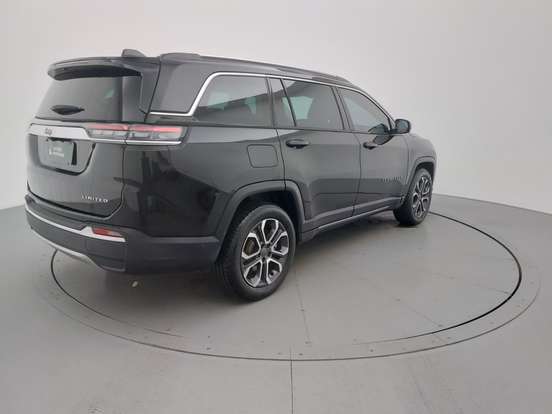 JEEP-COMMANDER-2024