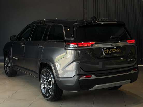 JEEP-COMMANDER-2023