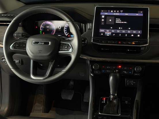JEEP-COMMANDER-2023