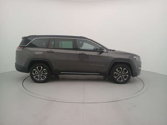 JEEP-COMMANDER-2022