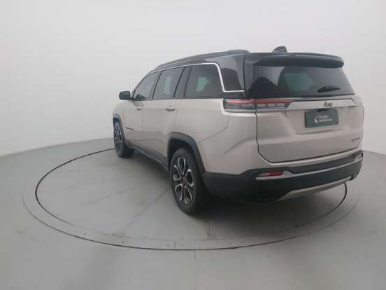 JEEP-COMMANDER-2024